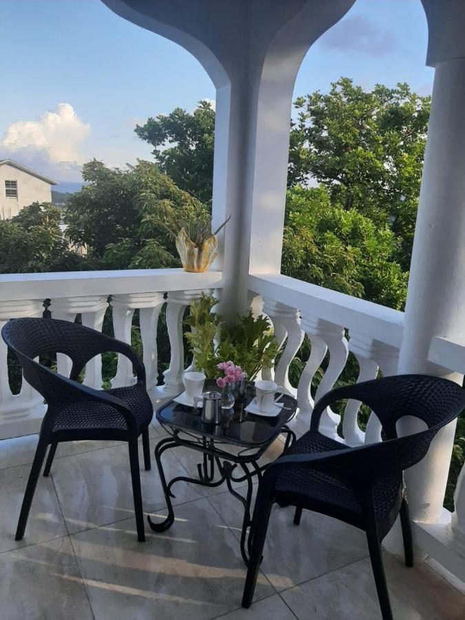 Hill View Vacational Rental Runaway Bay Exterior foto